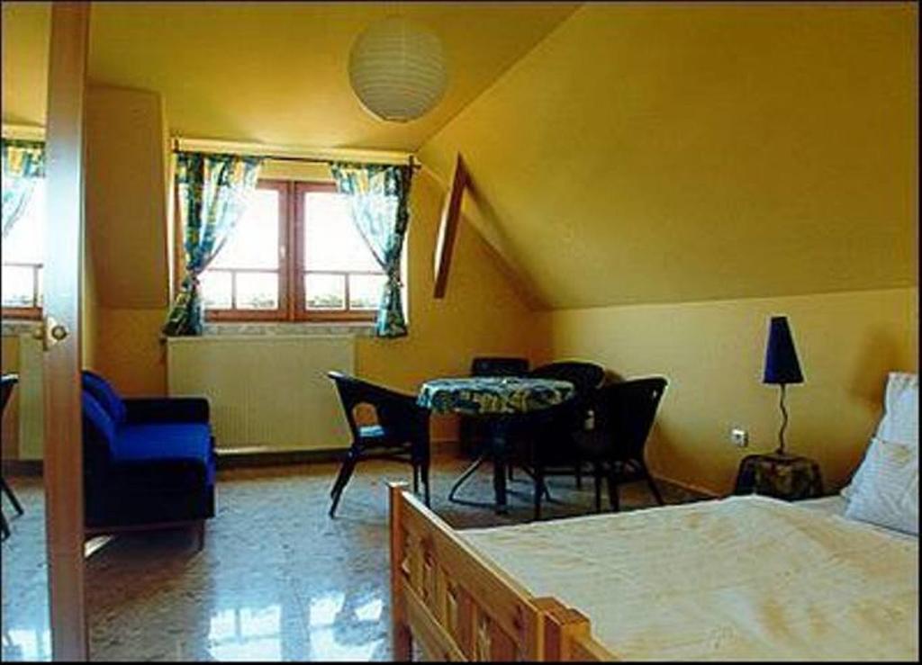 Palatinus Apartmanok Keszthely Δωμάτιο φωτογραφία